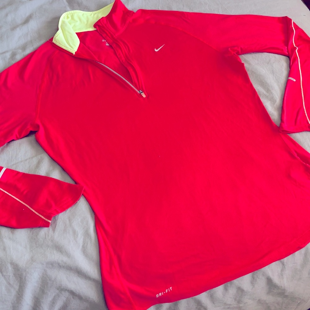 Sports Nike top